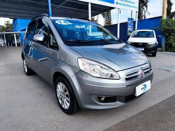 FIAT IDEA 1.4 MPI ATTRACTIVE 8V FLEX 4P MANUAL FIAT IDEA 1.4 MPI ATTRACTIVE 8V FLEX 4P MANUAL